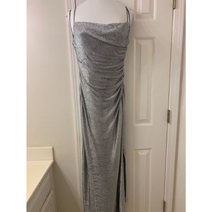 Laundry - sultry evening gown. Leg slit .